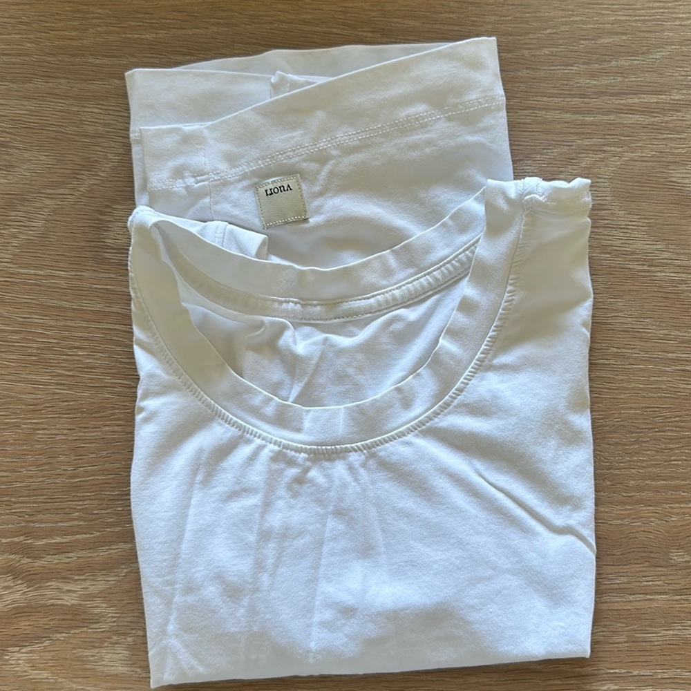 Vuori Feather Crop Tank